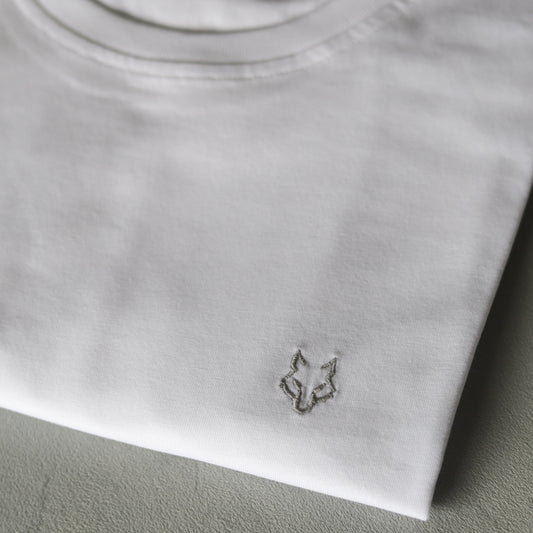 Camiseta Blanca Lobo Bordado